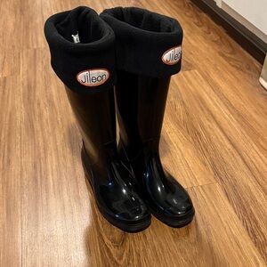 High quality black high rain boots with Jileon liners US 7 eu 38